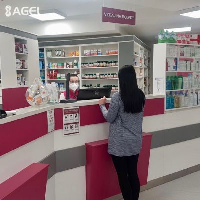 Farmaceuti AGEL lekární sa zhodujú: Rok 2022 bol poznamenaný nárazovými nákupmi liekov a následne aj ich nedostupnosťou